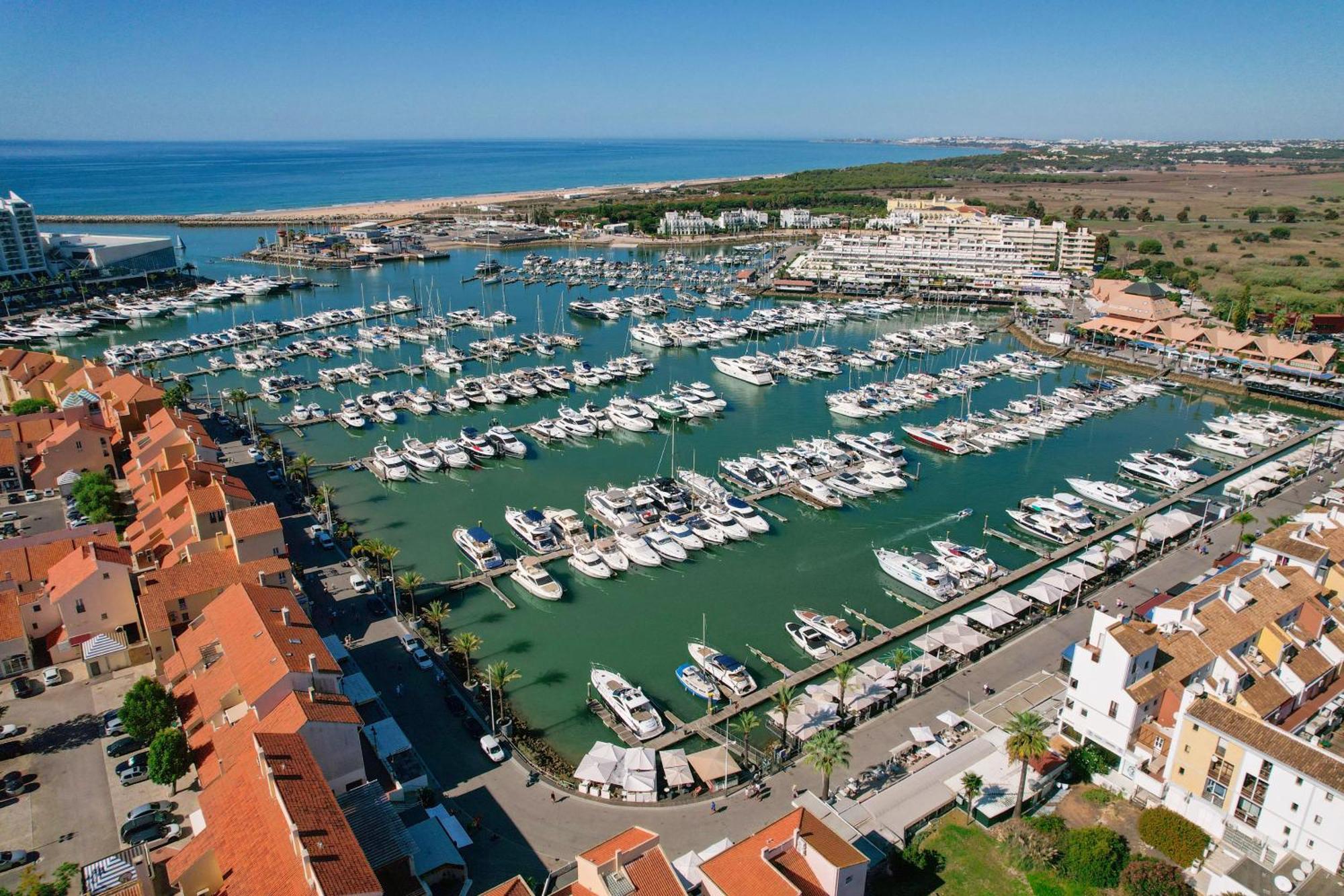 Centralgarve - Premium Apartment In The Center Of Vilamoura - Cota10 Bagian luar foto